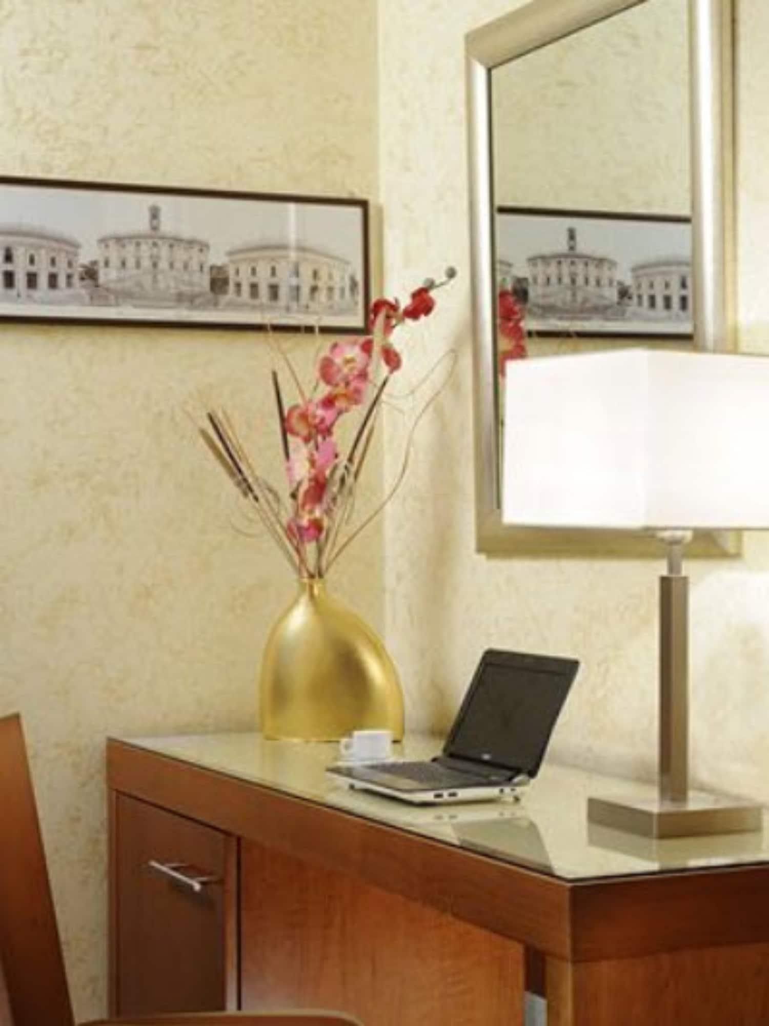 Hotel Madrid Rome Exterior photo